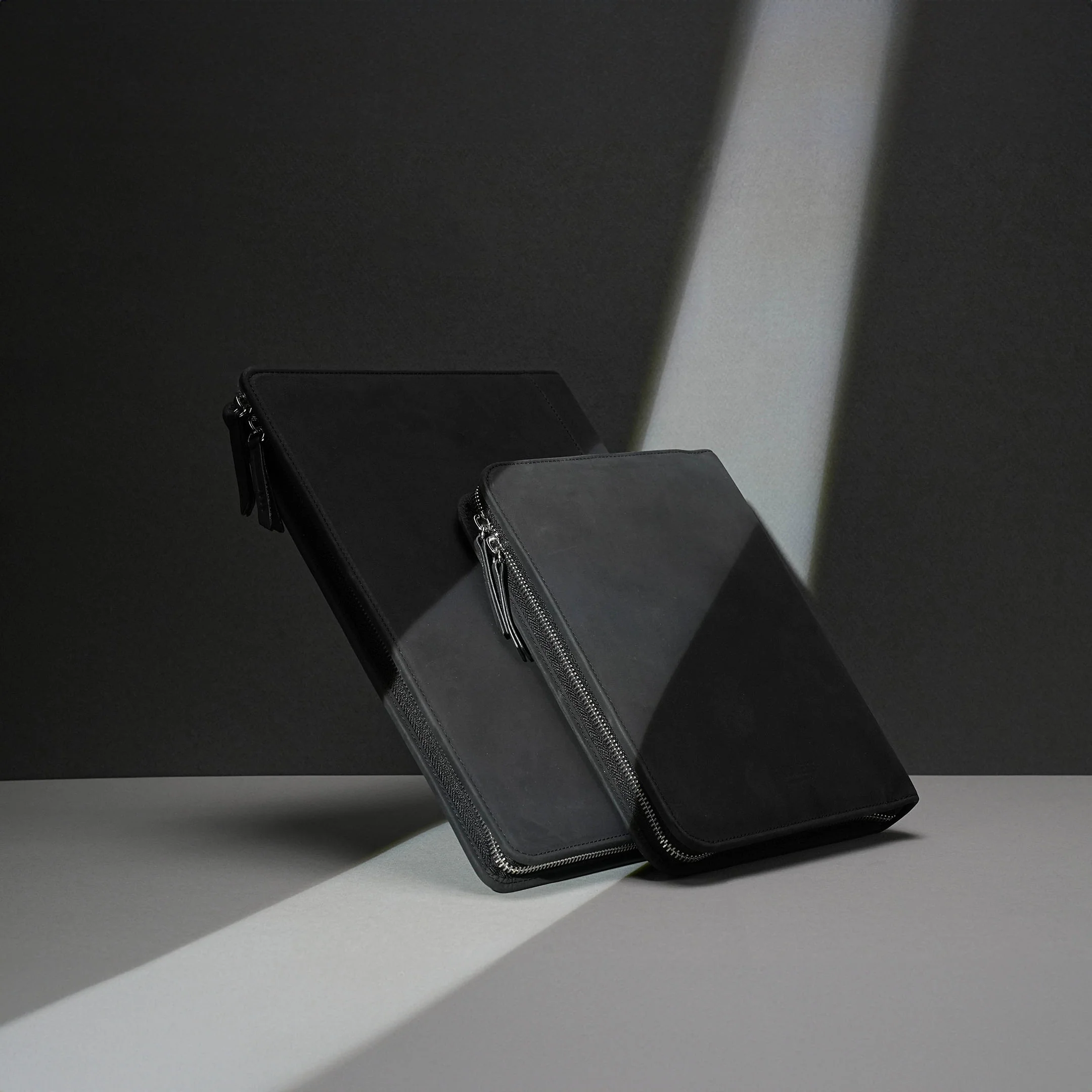 Endless A4 Folio - Black - Image 3
