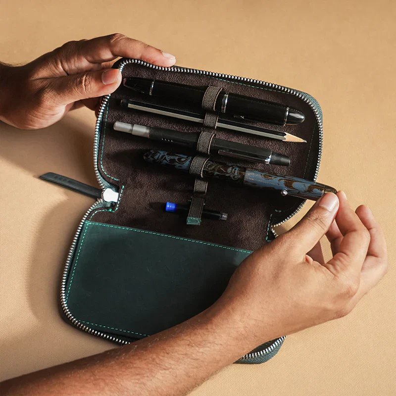 Endless Labs.09 - Companion Adjustable Pen Pouch Canvas - 5 Pens - Midnight Black - Image 5