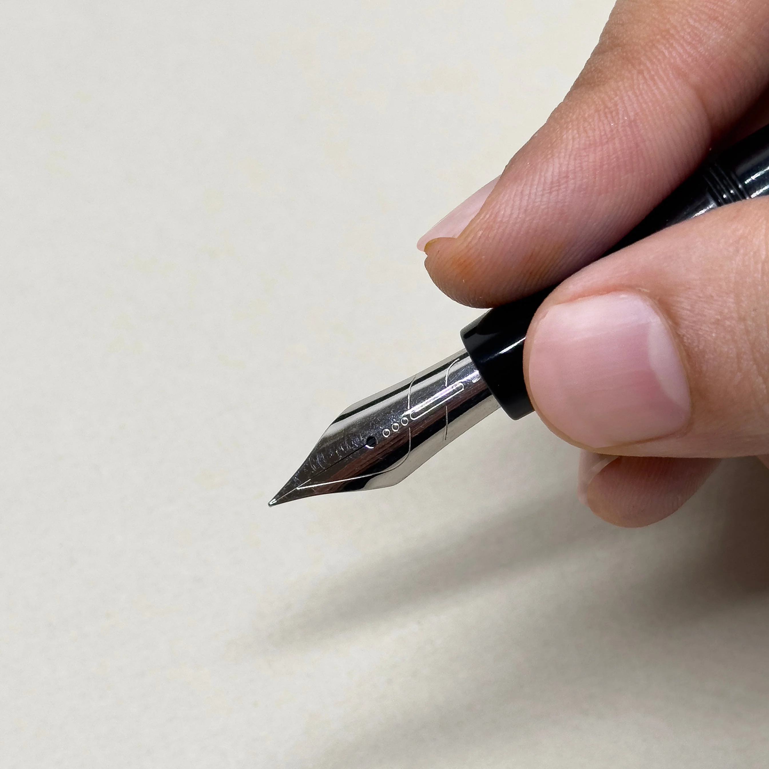 Endless LABS.12 Captiva ADVANCED Torque-Filler Fountain Pen - Deep Ocean Chrome - Image 7
