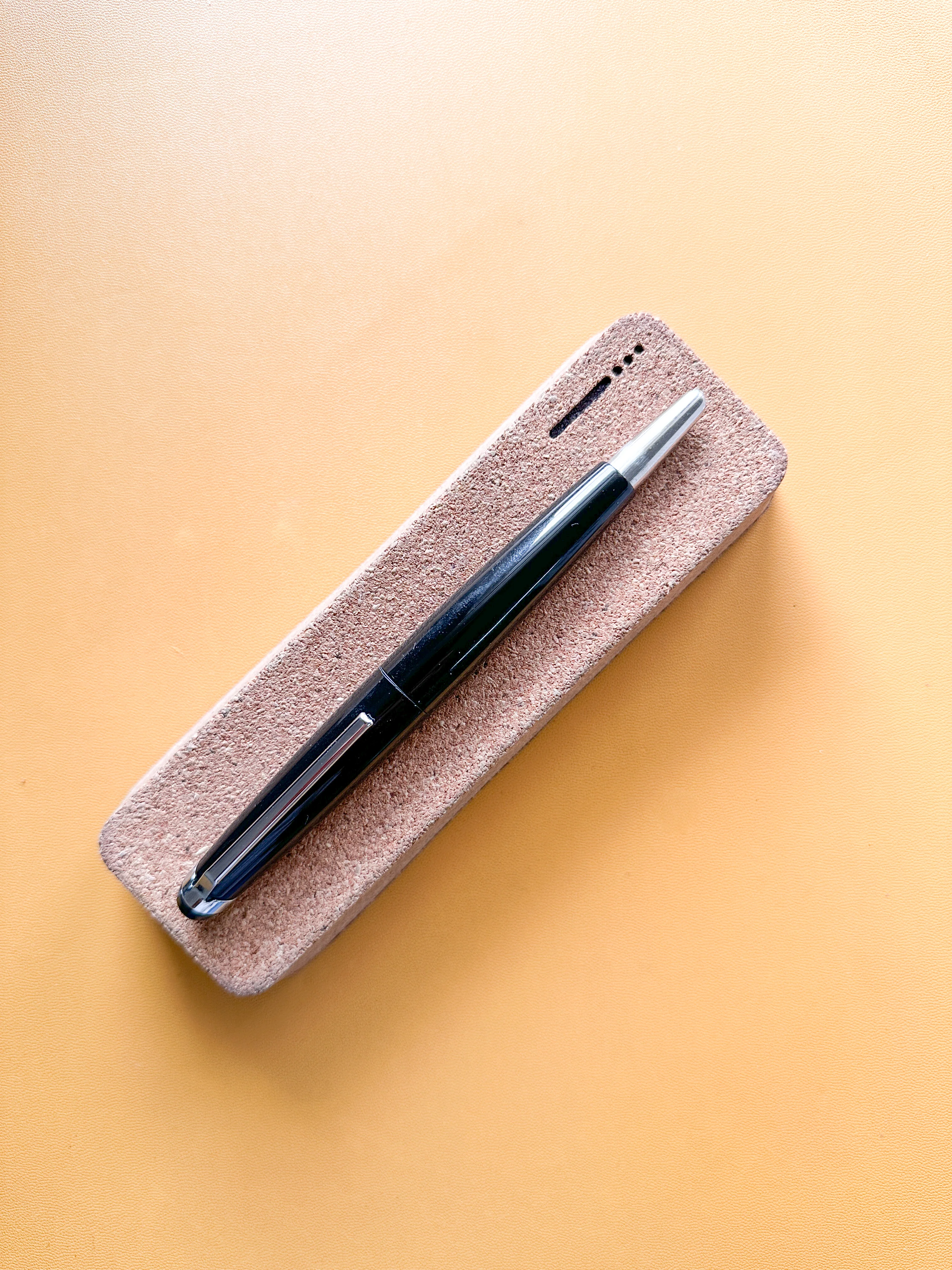 Endless Phantom Retractable Fountain Pen - Nebula Blue Chrome - Image 7