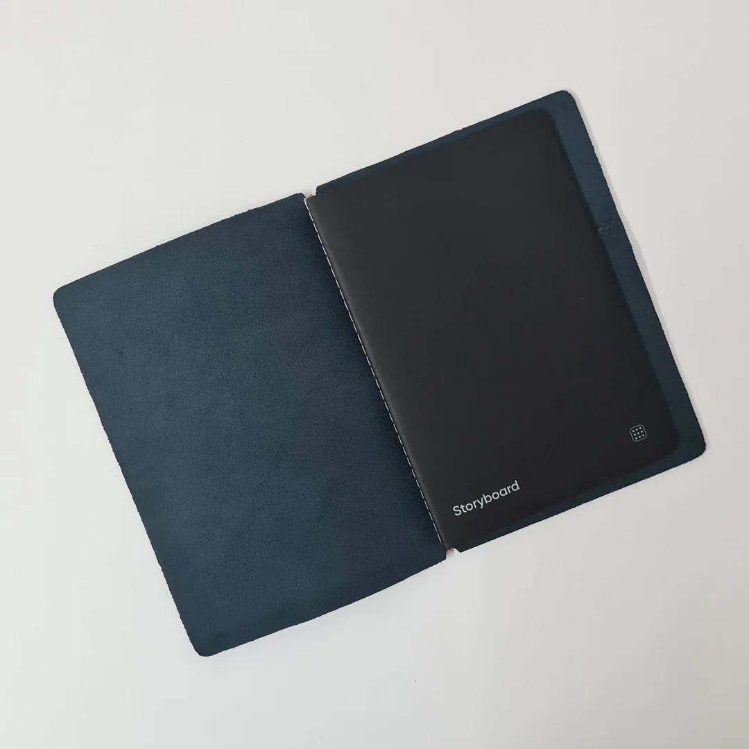 Explorer - Refillable Leather Journal Regalia Paper - Blue - Image 4